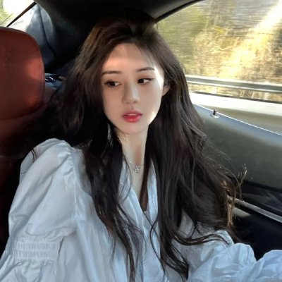 血红溅白纱